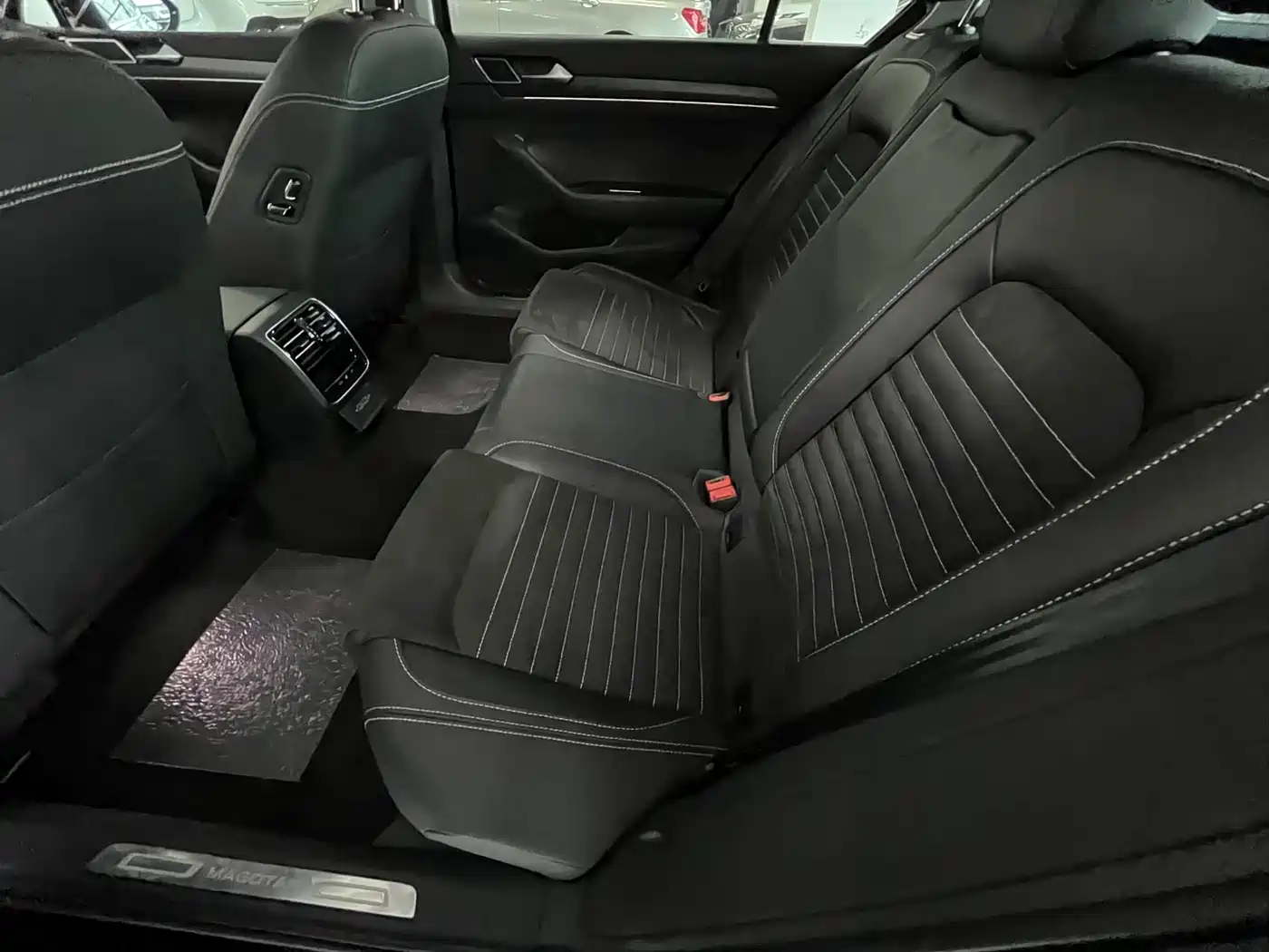 Volkswagen Magotan 2020 330TSI DSG Luxury фото 15