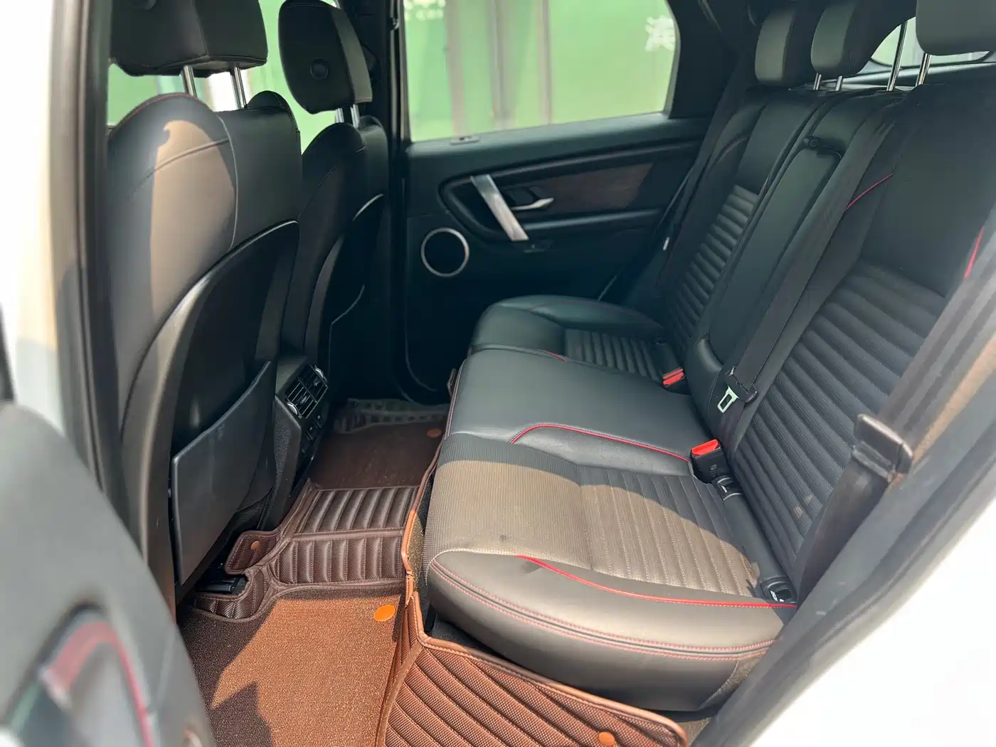 Land Rover Discovery Sport 2021 249PS R-Dynamic SE Performance Technology Edition 5-seater фото 5
