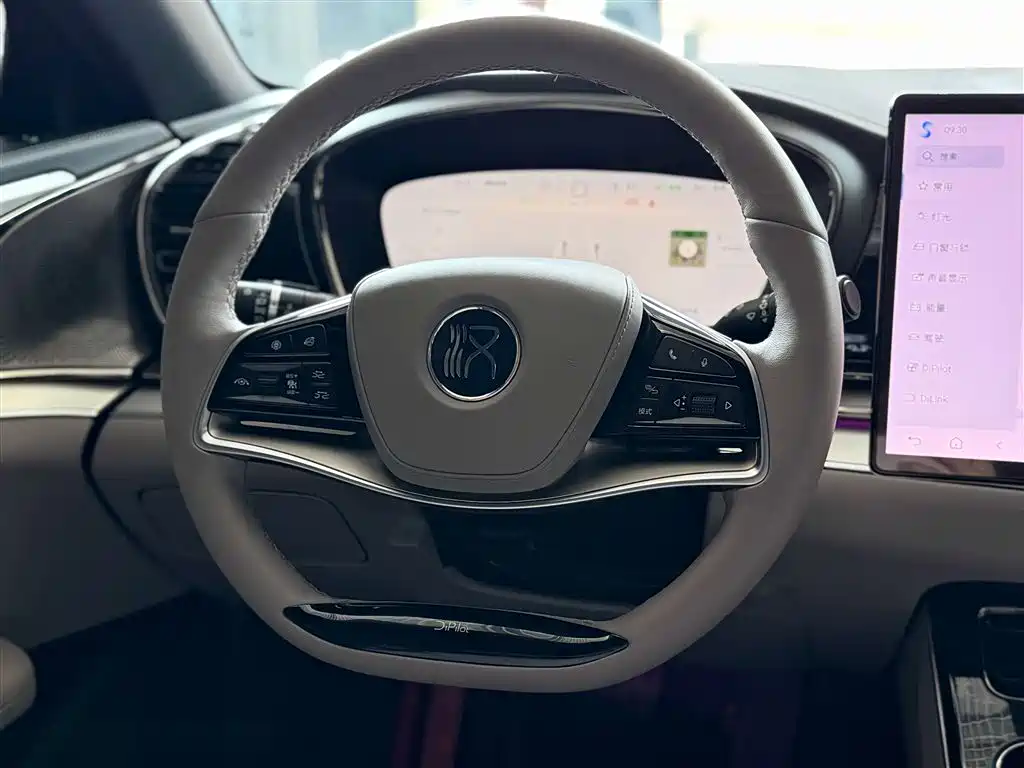 BYD Han 2025 Model EV 605KM Premium Version фото 25