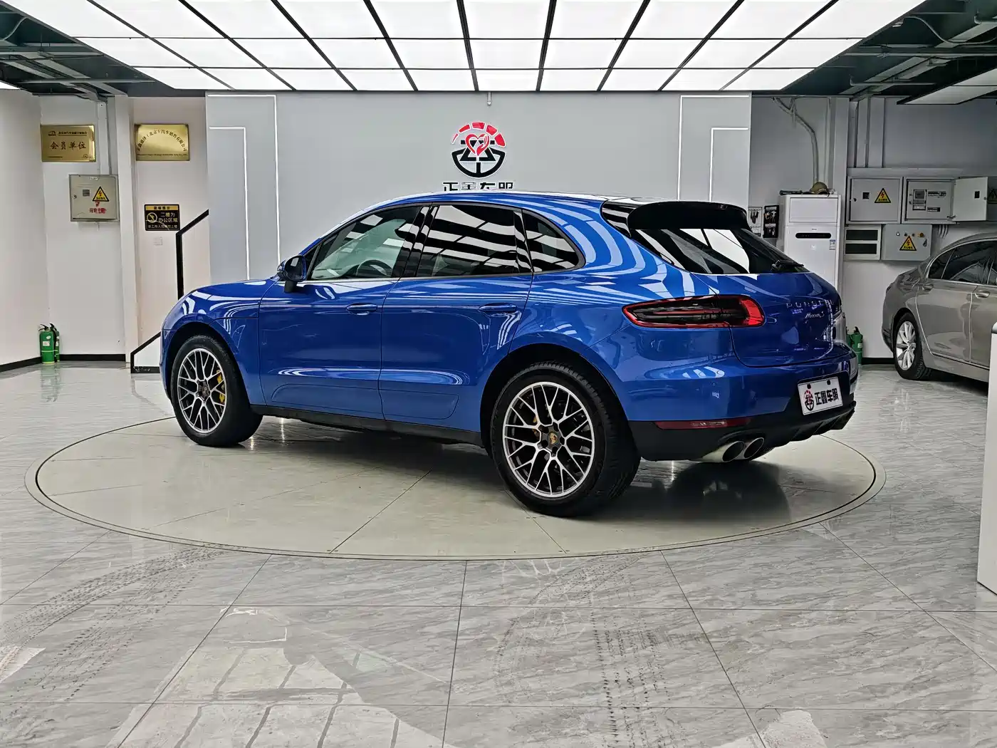Porsche Macan 2014 Macan S 3.0T фото 18