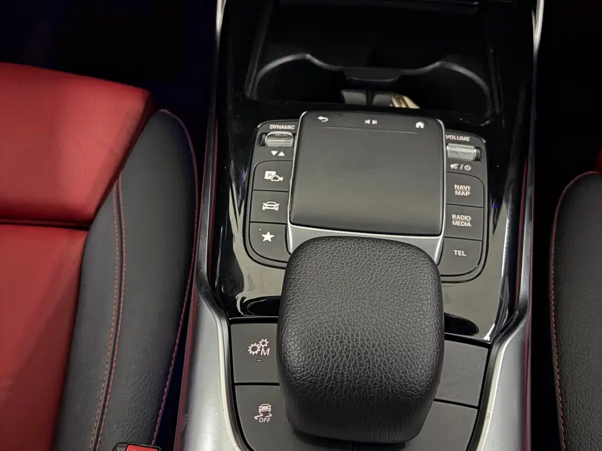Mercedes-Benz A-Class AMG 2022 Model AMG A 35 L 4MATIC Blazing Night Special Edition фото 12