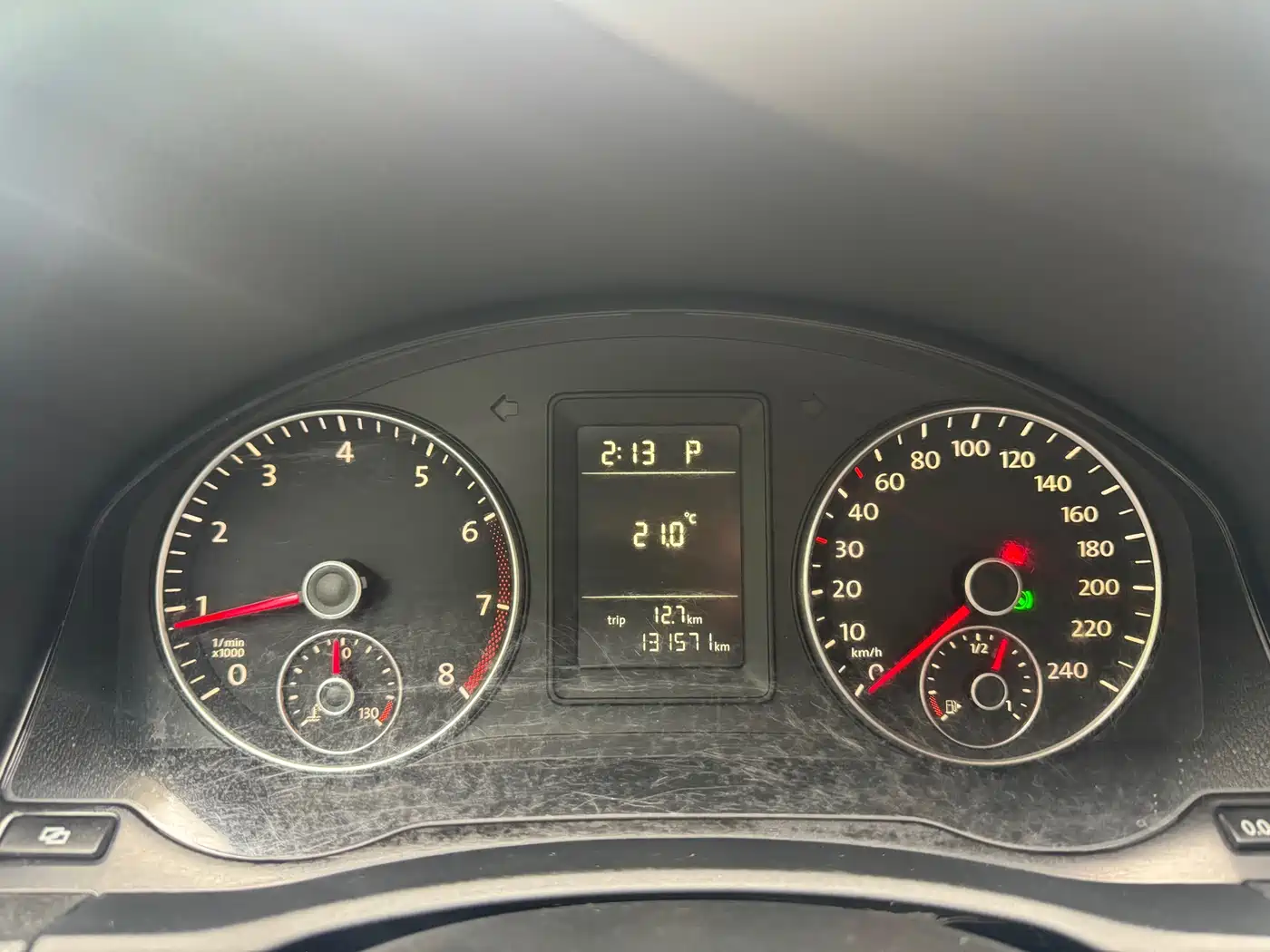 Volkswagen Sagitar 2011 1.6L Automatic Fashion фото 21