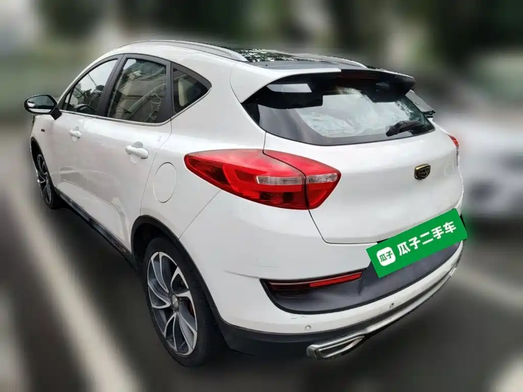 Фото 5 - Geely Emgrand GS
