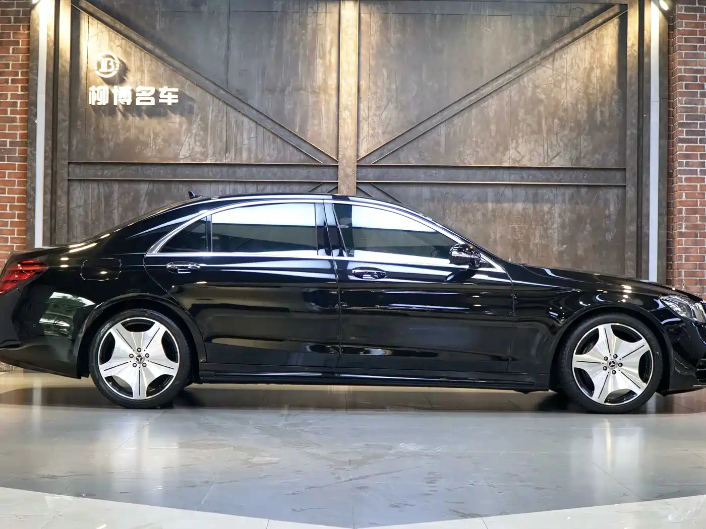Mercedes-Benz S-Class 2018 S 450 L 4MATIC Excellence Special Edition фото 20