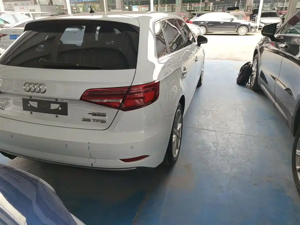 Audi A3 2019 Sportback 35 TFSI Progressive China V фото 8