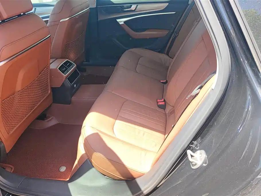 Audi A6L 2019 45 TFSI Premium Elegance фото 11