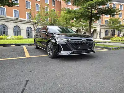 Chery Arrizo 8