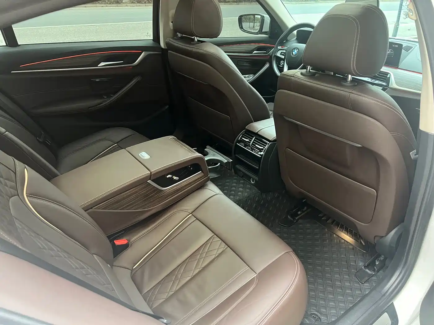 BMW 5 Series 2019 530Li Leading Luxury Package фото 10
