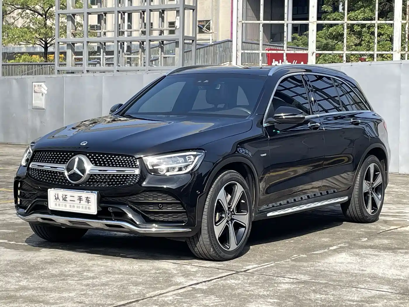 Mercedes-Benz GLC 2022 Facelift GLC 300 L 4MATIC Dynamic Collector's Edition фото 3