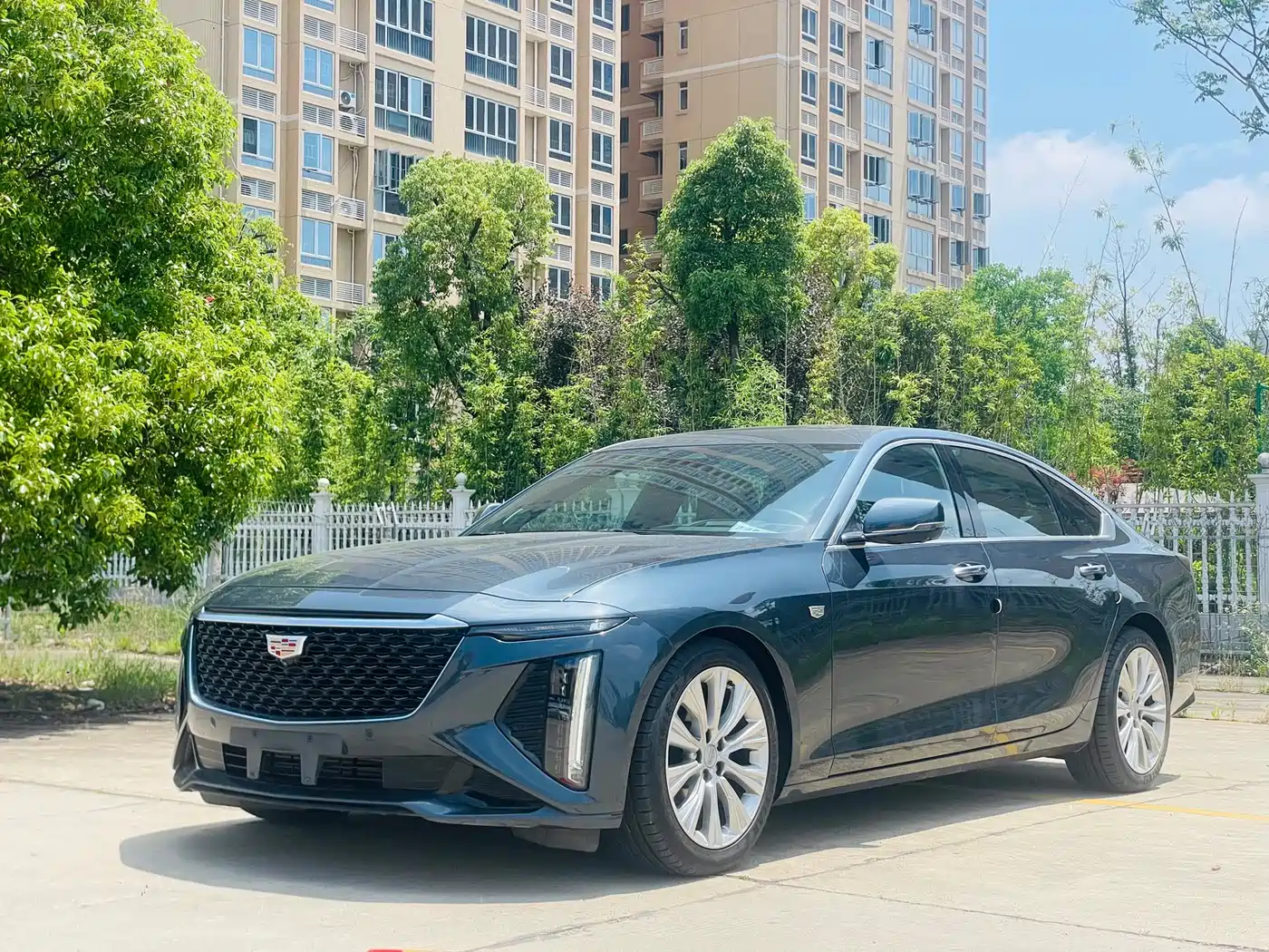 Cadillac CT6 2023 28T Platinum Model