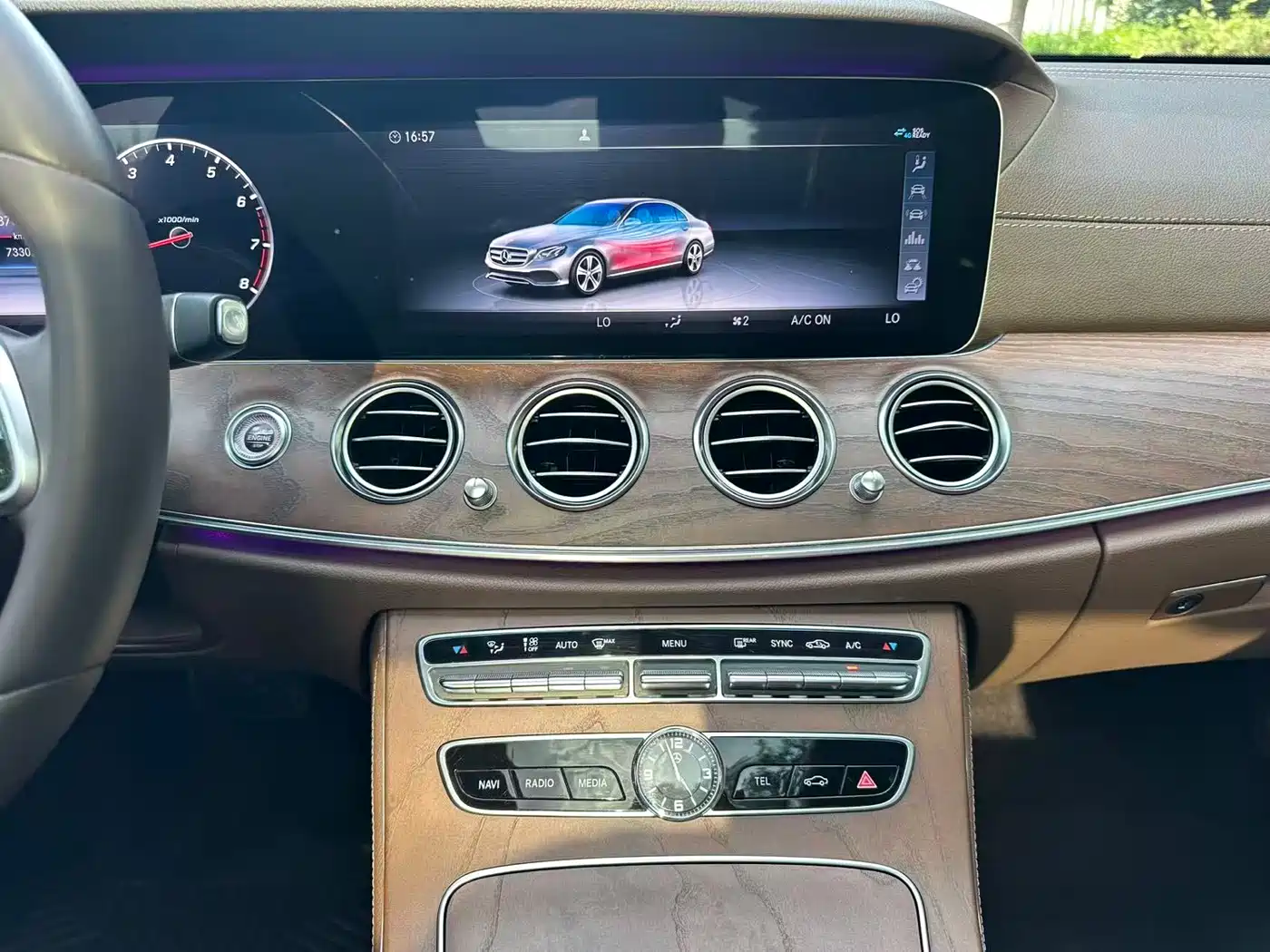 Mercedes-Benz E-Class 2020 Facelift E 300 L Exclusive фото 17