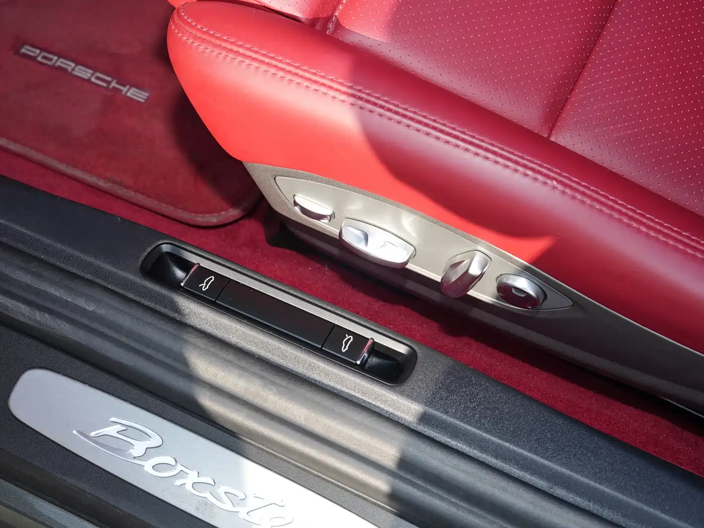 Porsche 718 2022 Boxster 2.0T фото 6
