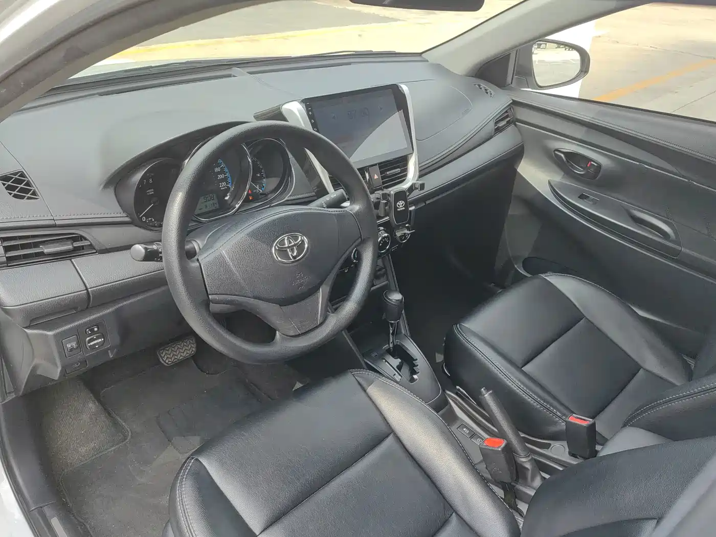 Toyota YARiS L Zhi Xiang 2019 2019 1.5E CVT Charming China VI