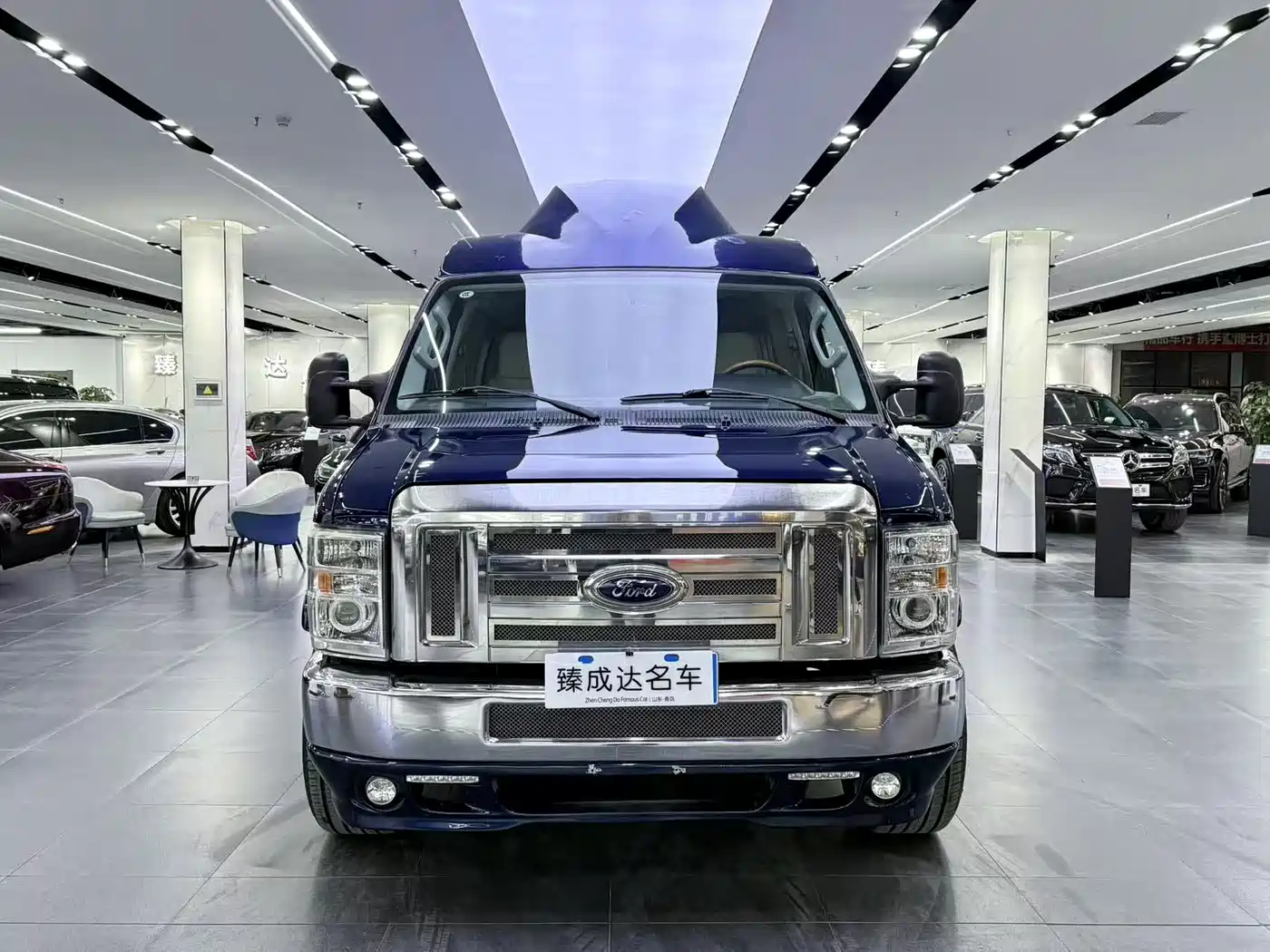 Ford E350 2015 2011 5.4L Standard Yacht Edition
