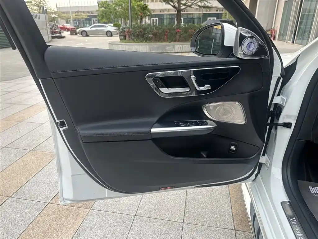 Mercedes-Benz C-Class 2025 Facelift C 260 L Sport Edition фото 22