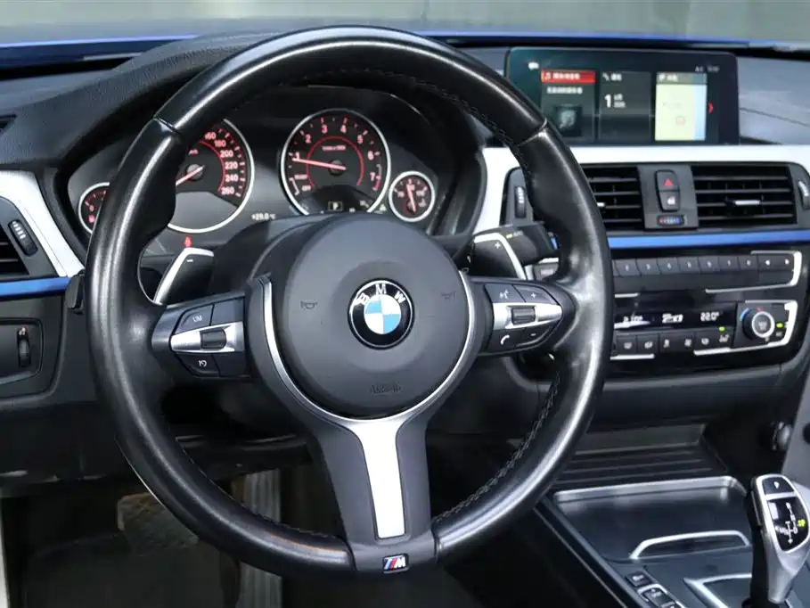 BMW 4 Series 2017 425i Convertible M Sport Package фото 15
