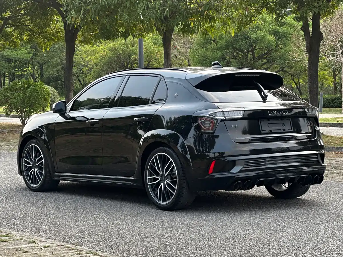LYNK & CO. 02 HATCHBACK
