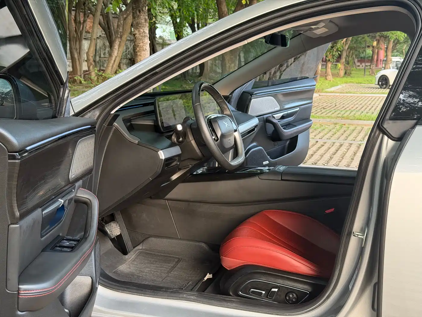XIAOPENG P7