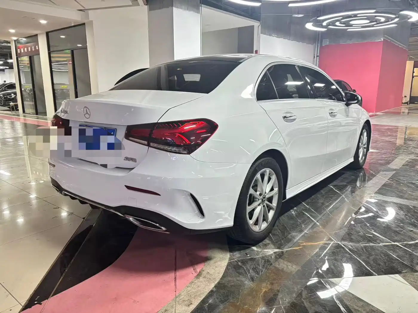 Mercedes-Benz A-Class 2020 A 200 L Sport Sedan фото 12