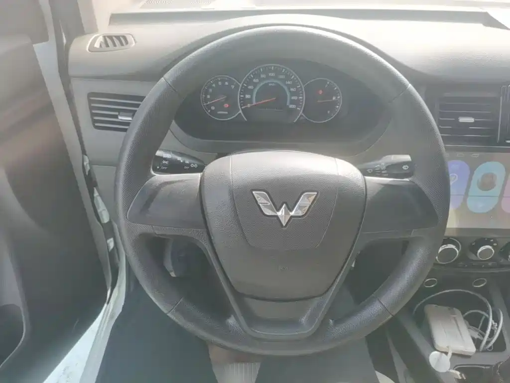 Wuling Motors Wuling Rongguang V 2018 2018 1.5L Standard