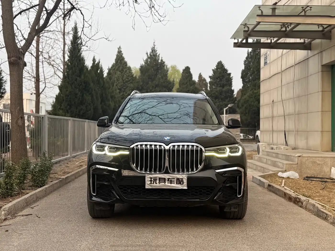 BMW X7 2022 xDrive40i Leading Luxury Package фото 2