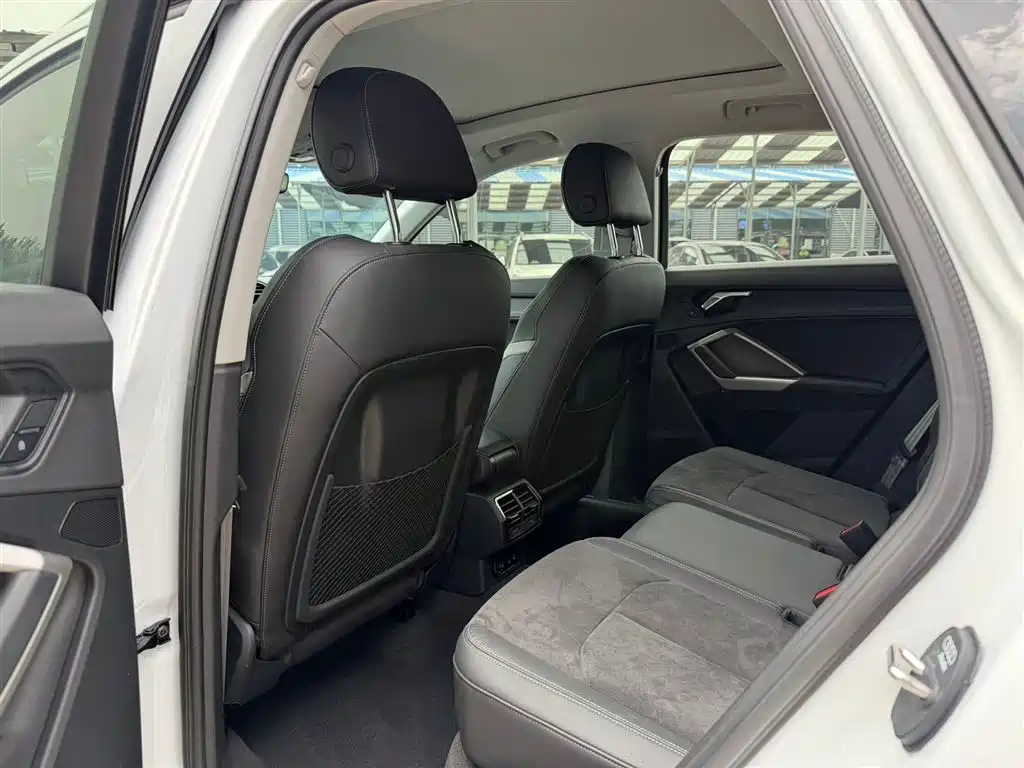 Audi Q3 2022 35 TFSI Fashion Dynamic фото 5