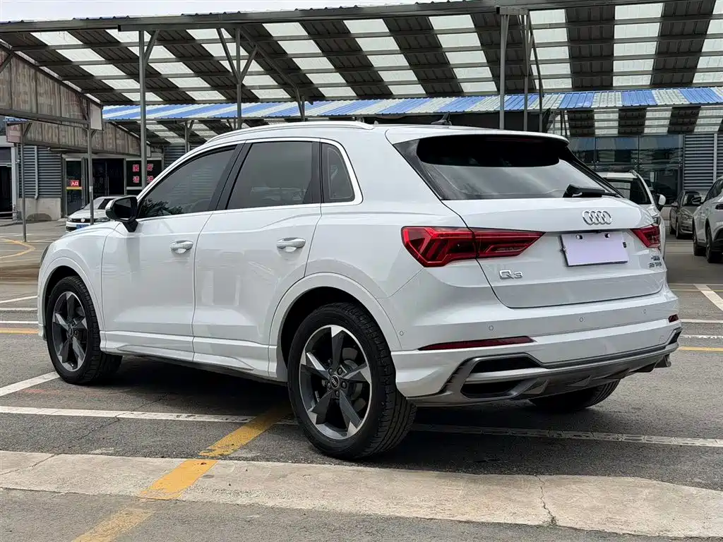 Audi Q3 2022 35 TFSI Fashion Dynamic фото 14