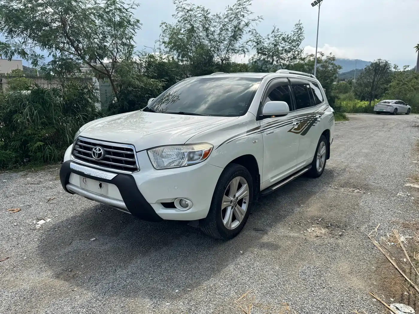 Photo 1 - Toyota Highlander