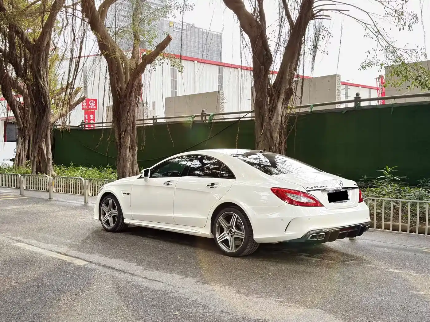 Mercedes-Benz CLS AMG 2015 AMG CLS 63 4MATIC фото 6