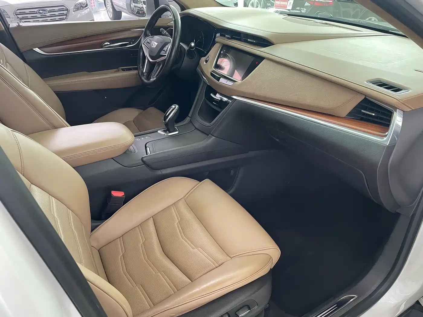 Cadillac XT5 2018 28E 4WD Platinum Edition фото 17