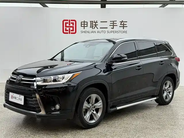 TOYOTA HIGHLANDER