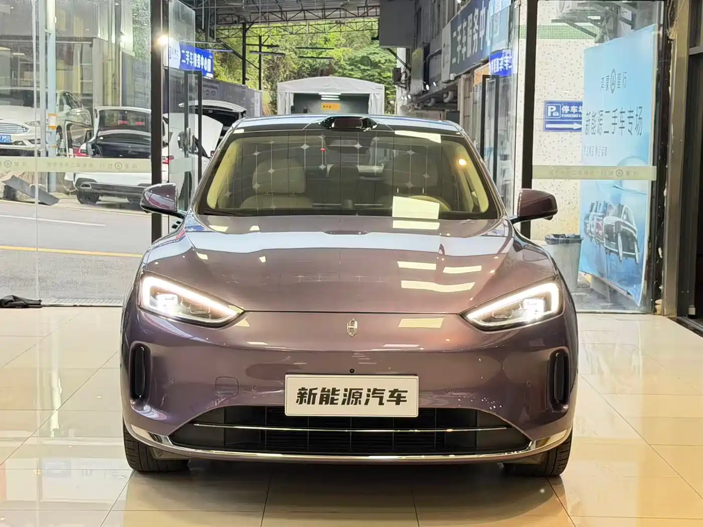 AITO Wenjie AITO M5 2025 Extended Range Ultra AWD фото 2