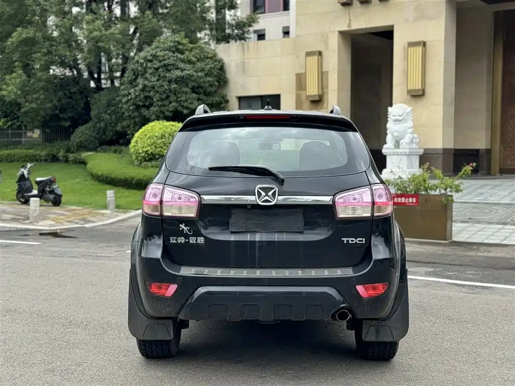 Jiangling Yusheng S350 2013 2013 2.4T 2WD Special Edition