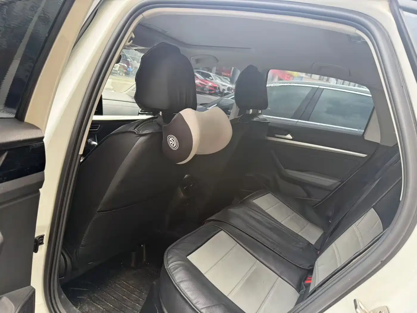 Volkswagen Lavida 2023 1.5L Auto Delight Edition фото 6