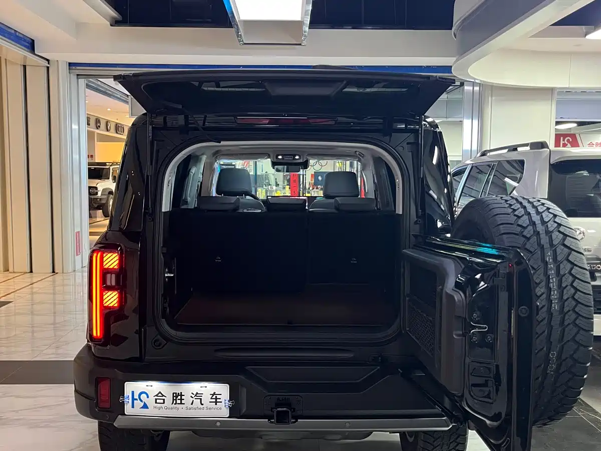 BAIC ORV Beijing Offroad BJ40 2026 2.0D Mega Screen Diesel Edition фото 10