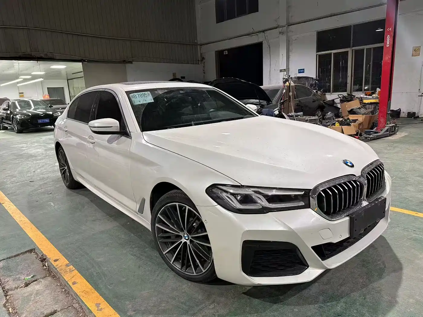 BMW 5 SERIES