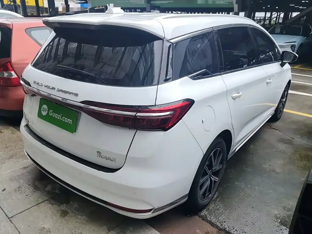 BYD Song MAX New Energy 2023 2022 DM-i 105KM Flagship Model