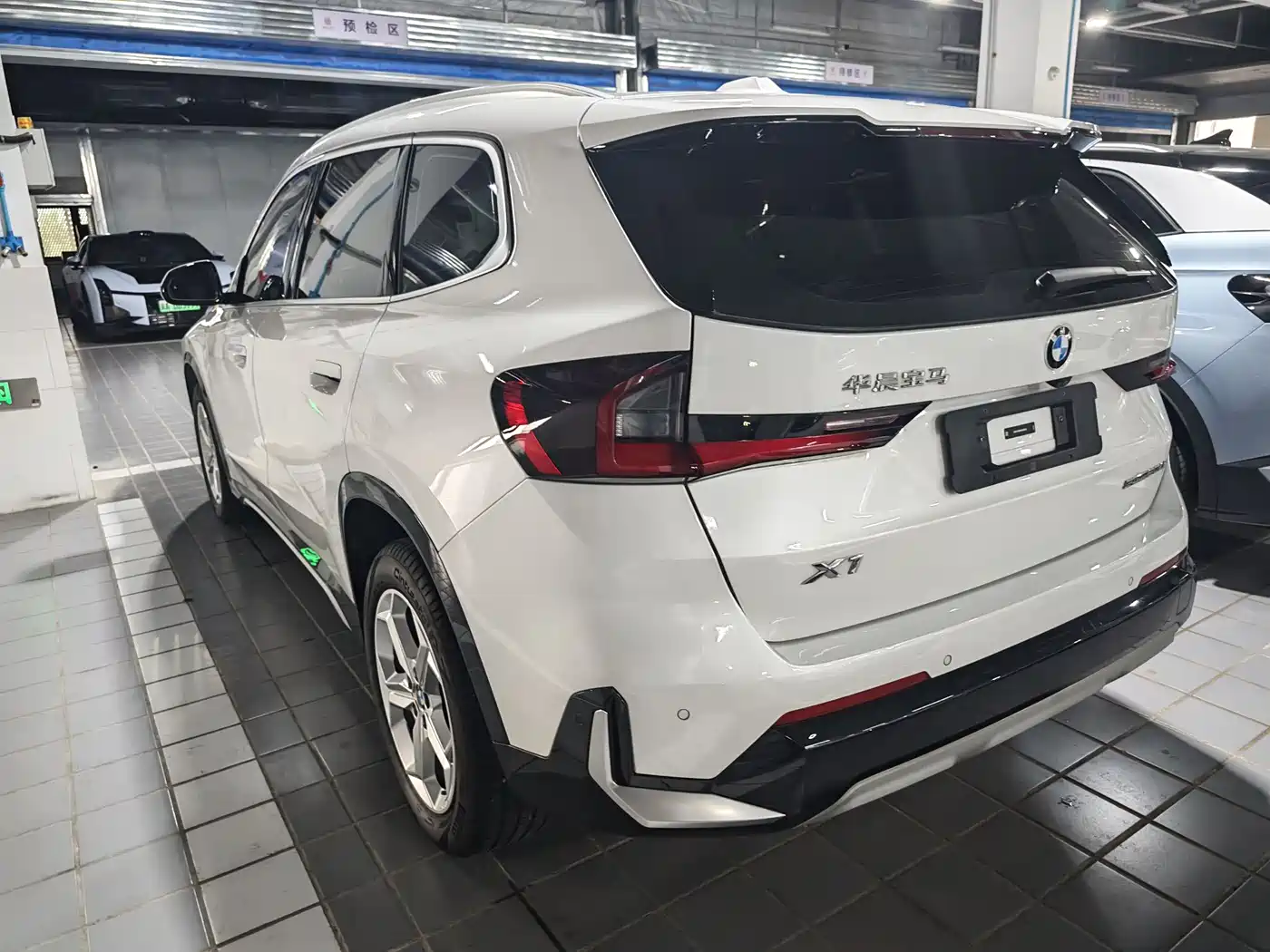 BMW X1 2023 sDrive20Li X Design Package фото 16