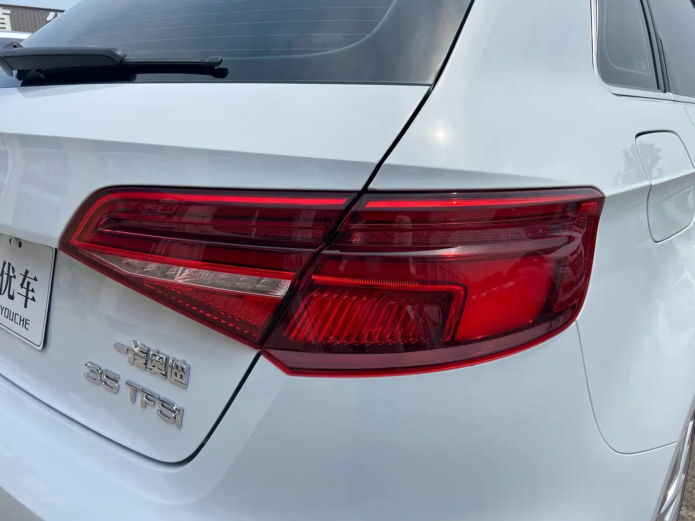 Audi A3 2018 30th Anniversary Sportback 35 TFSI Style фото 22