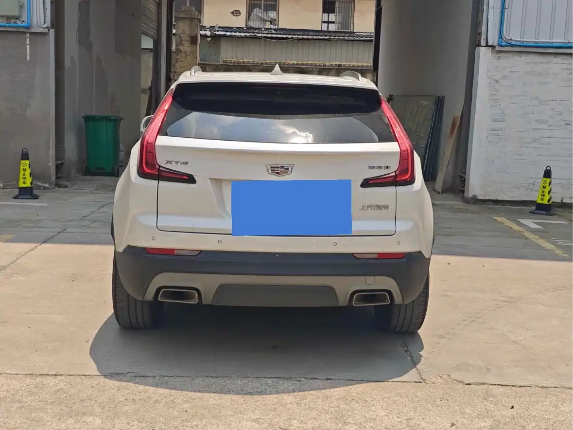 Cadillac XT4 2020 Facelift 28T 2WD Leading фото 8