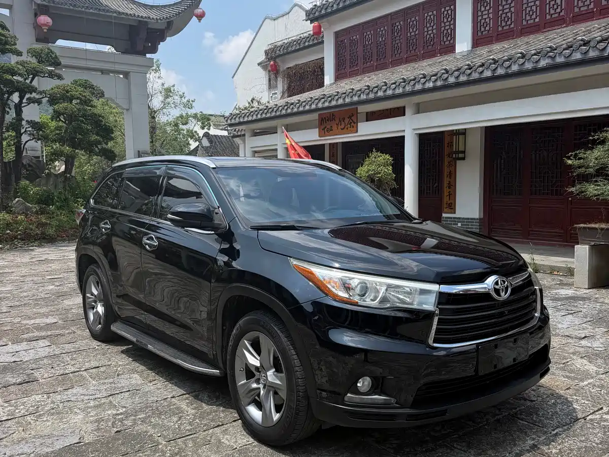 Toyota Highlander 2015 2.0T AWD Luxury Edition 7-seater фото 2