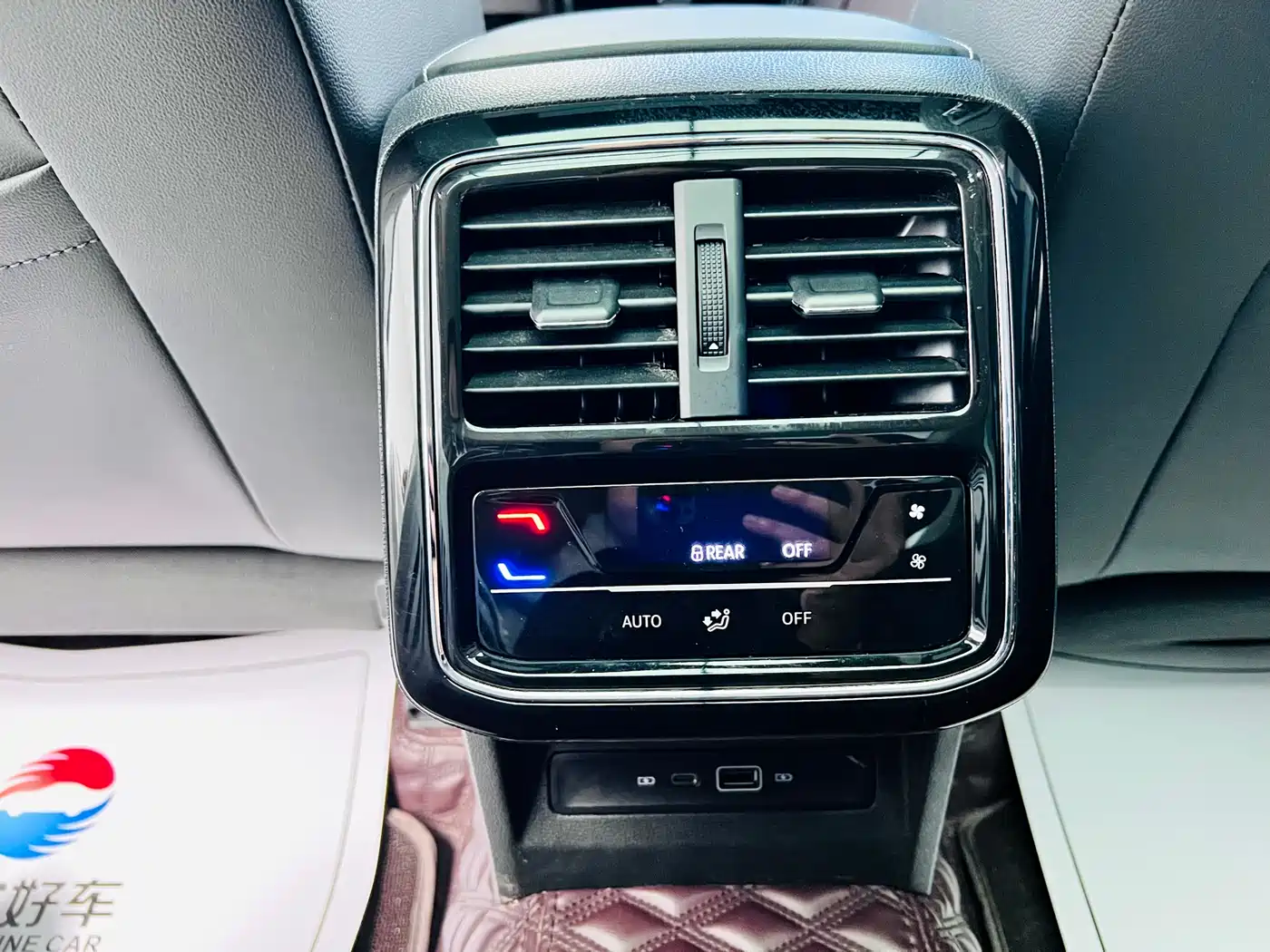 Volkswagen Passat 2023 Facelift 330TSI Starlight Elite Edition фото 21