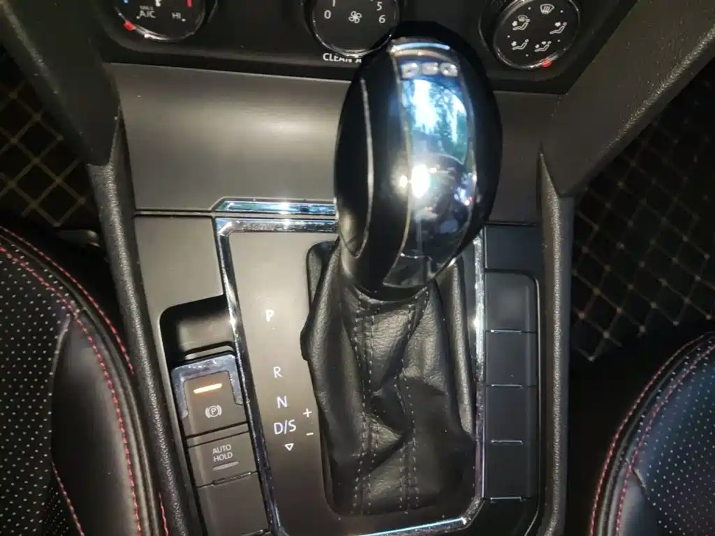 Volkswagen Lamando 2015 230TSI DSG Style фото 7