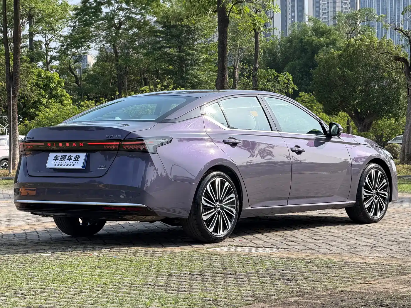 NISSAN TEANA