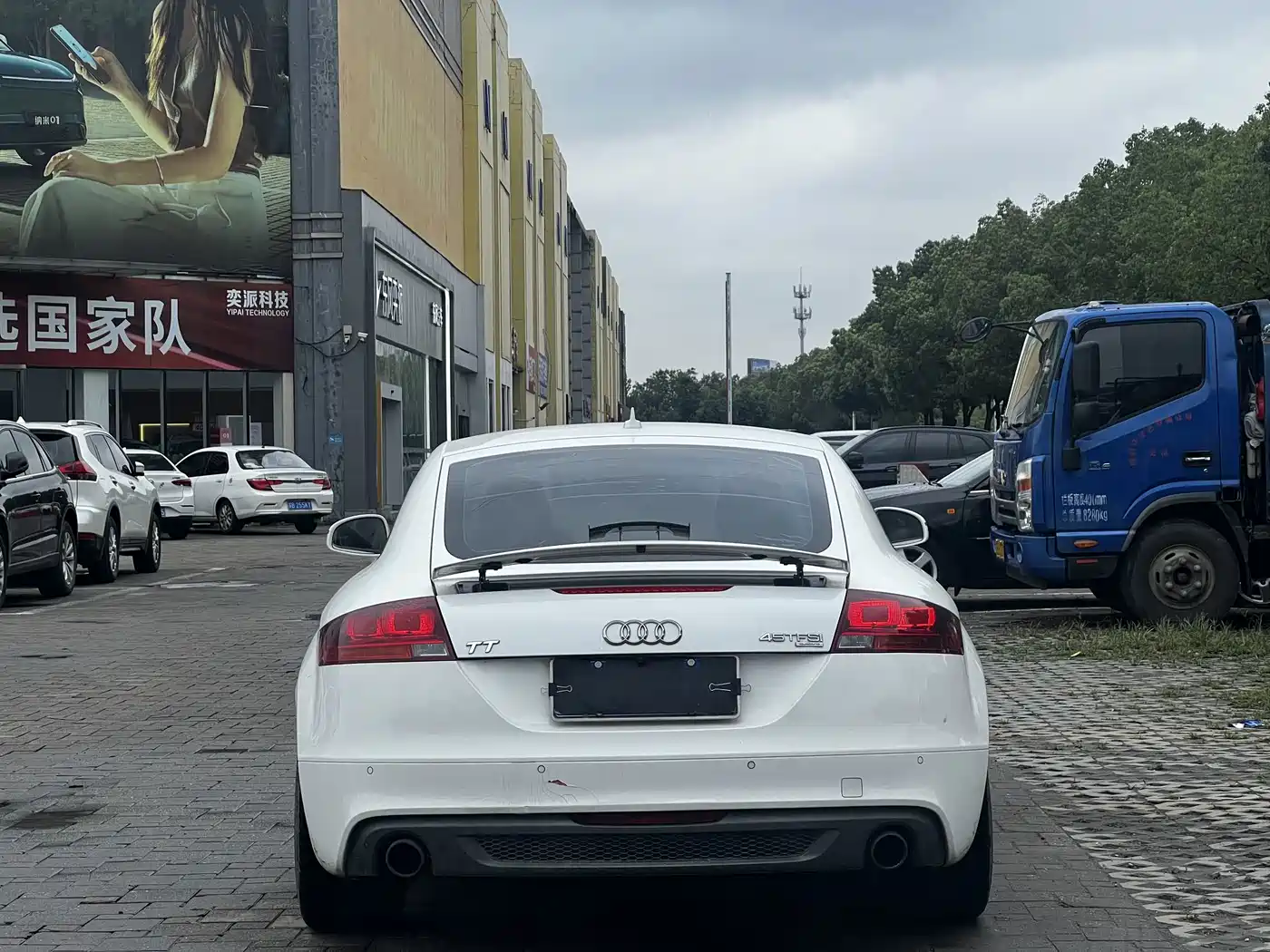 Фото 3 - Audi TT