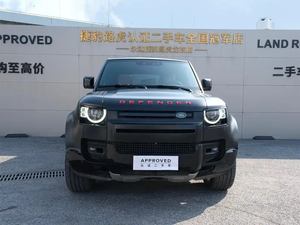 Land Rover Defender 2024 110 5.0T V8 фото 4