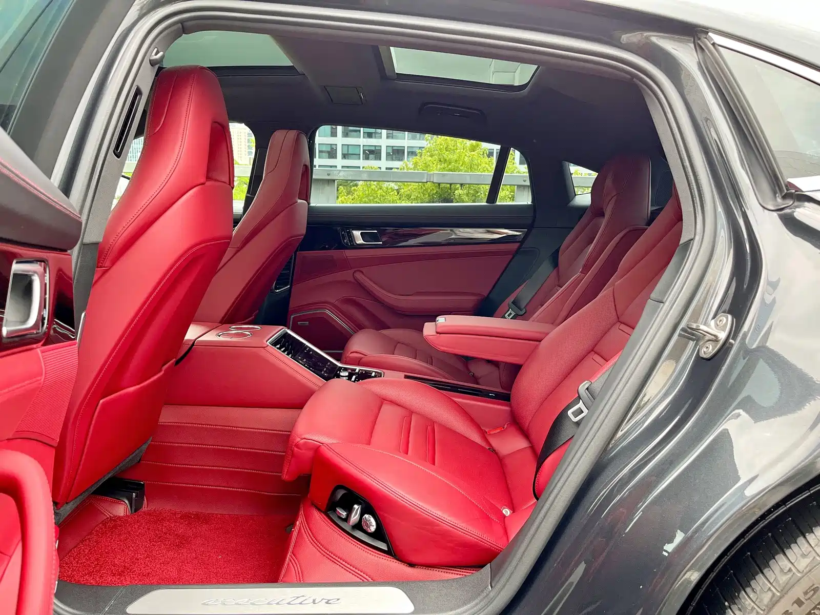 Фото 8 - Porsche Panamera