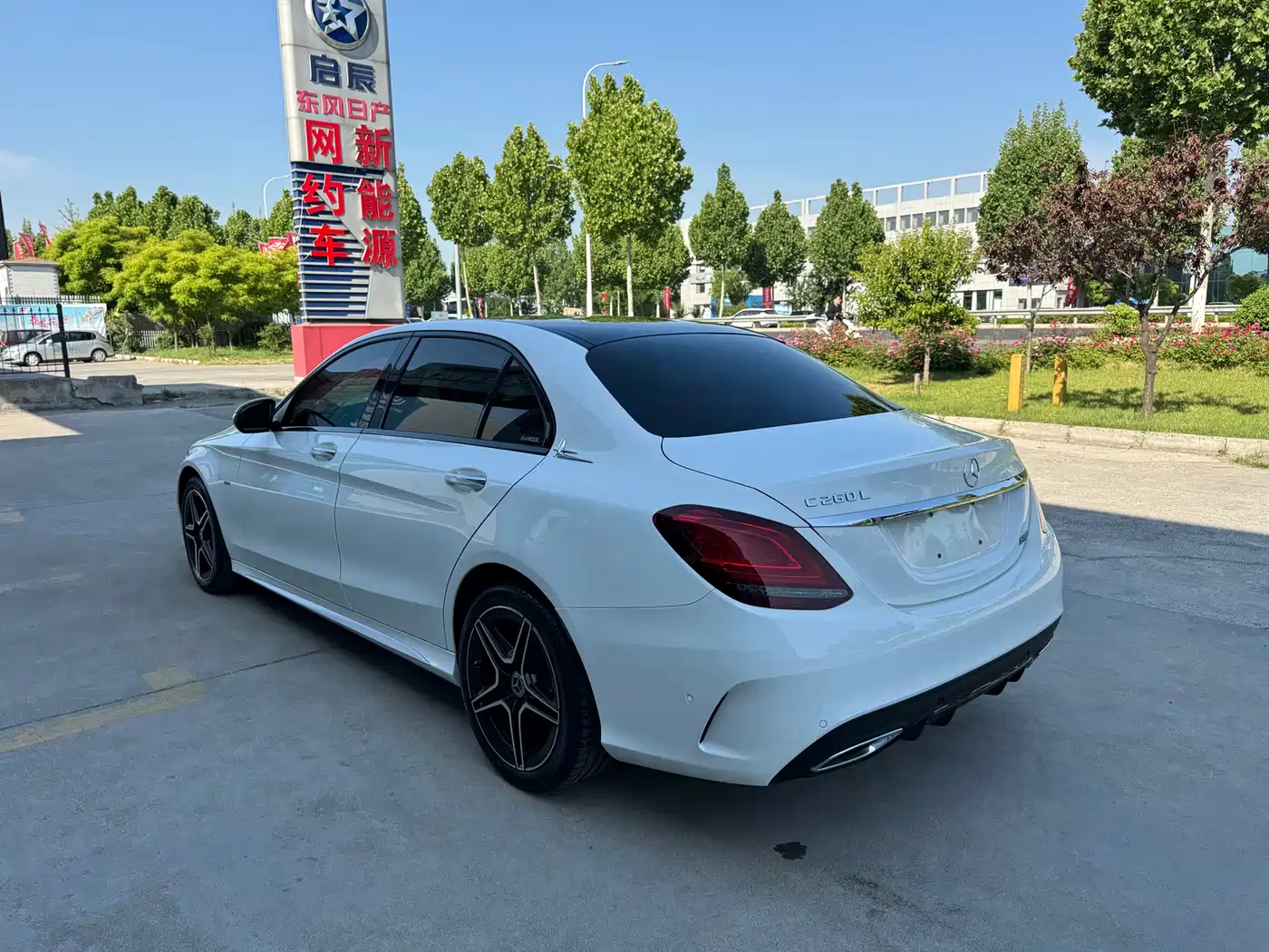 MERCEDES-BENZ CLASS C