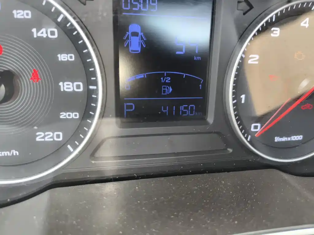 MG ZS 2019 2018 1.5L Automatic Luxury China V