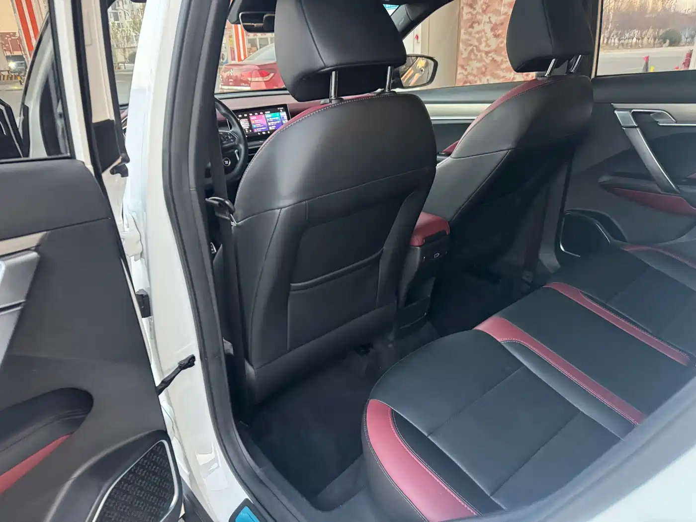 GEELY AUTOMOBILE BINYUE